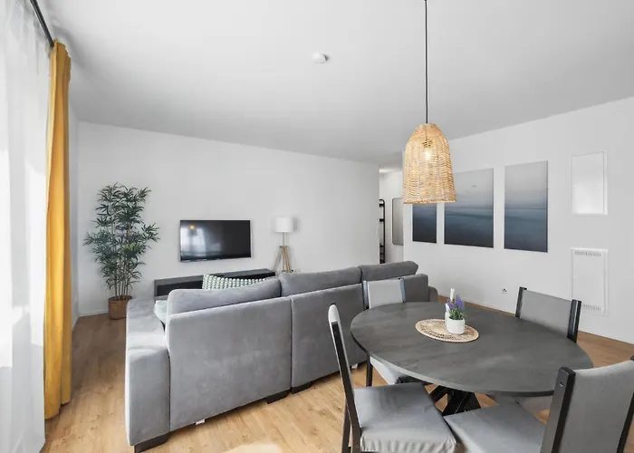 Apartament Awesome In With Wifi Lörrach